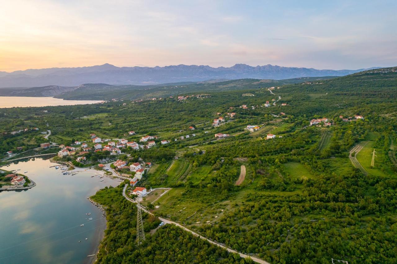 Holiday Home - Villa Thorak Anić Extérieur photo